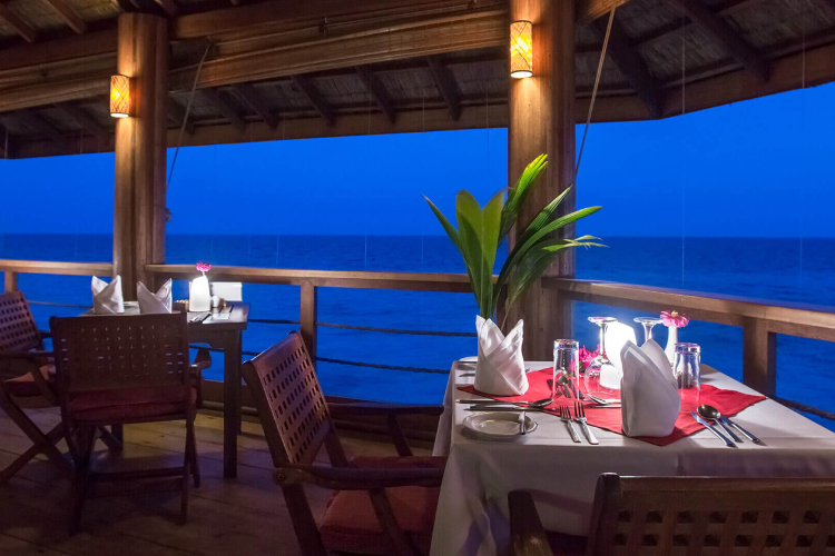 Unwind At The Most Luxurious beaches resort