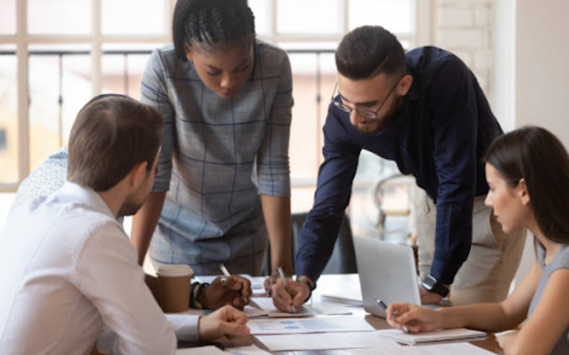 Sourcing Global Solutions:Role Of Logistics Consultant Company
