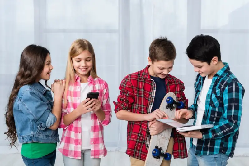 How To Maximize Savings With UK Student Mobile Plans?